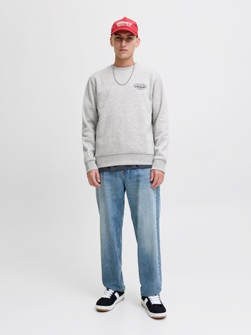 Bluză de molton 'JJMAKOTO' de la JACK & JONES pe gri