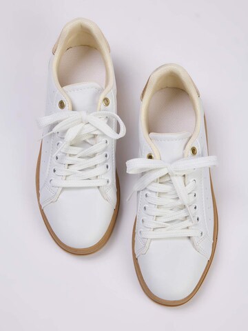 Trendyol Platform trainers in White