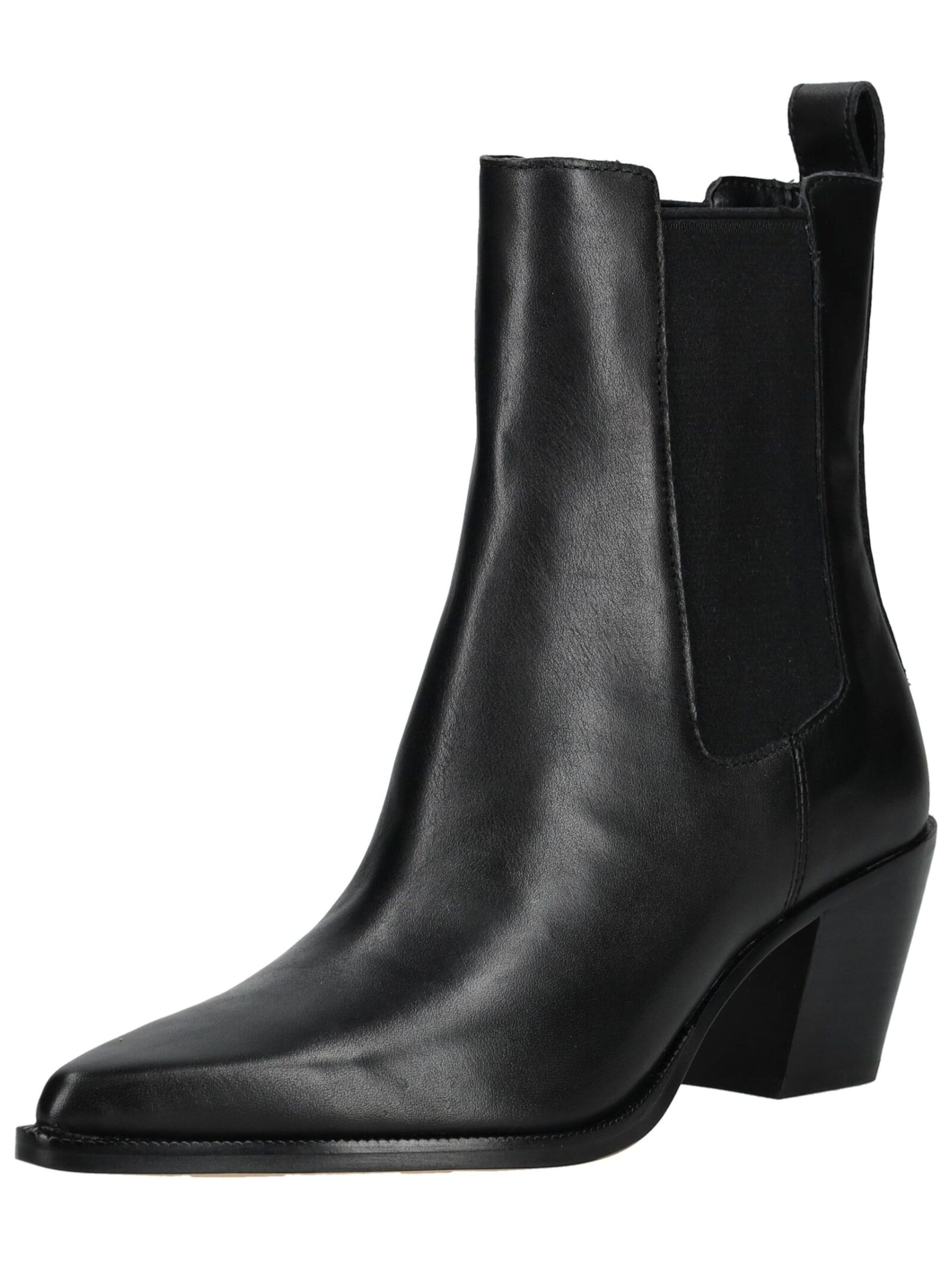 Dolce Vita Bootie in Black: front