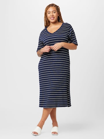 Robe 'FINE' ONLY Carmakoma en bleu : devant