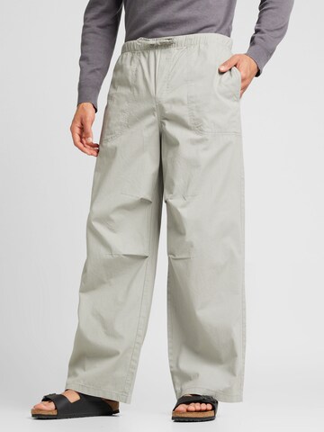 Loosefit Pantalon 'London' WEEKDAY en gris : devant