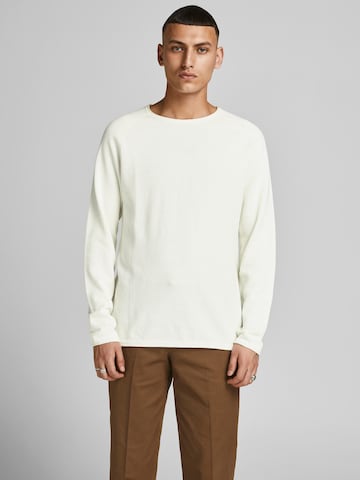 Coupe regular Pull-over 'Hill' JACK & JONES en blanc : devant