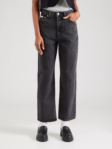Calvin Klein Jeans Loosefit Jeans 'ESSENTIAL' in Schwarz: Vorderseite