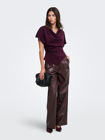 T-shirt 'ONLEMBER' ONLY en violet
