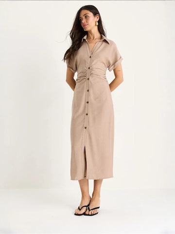 Bianco Lucci Dress in Beige