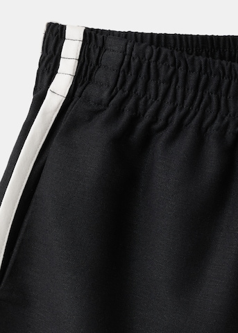 MANGO - regular Pantalón 'GIL' en negro