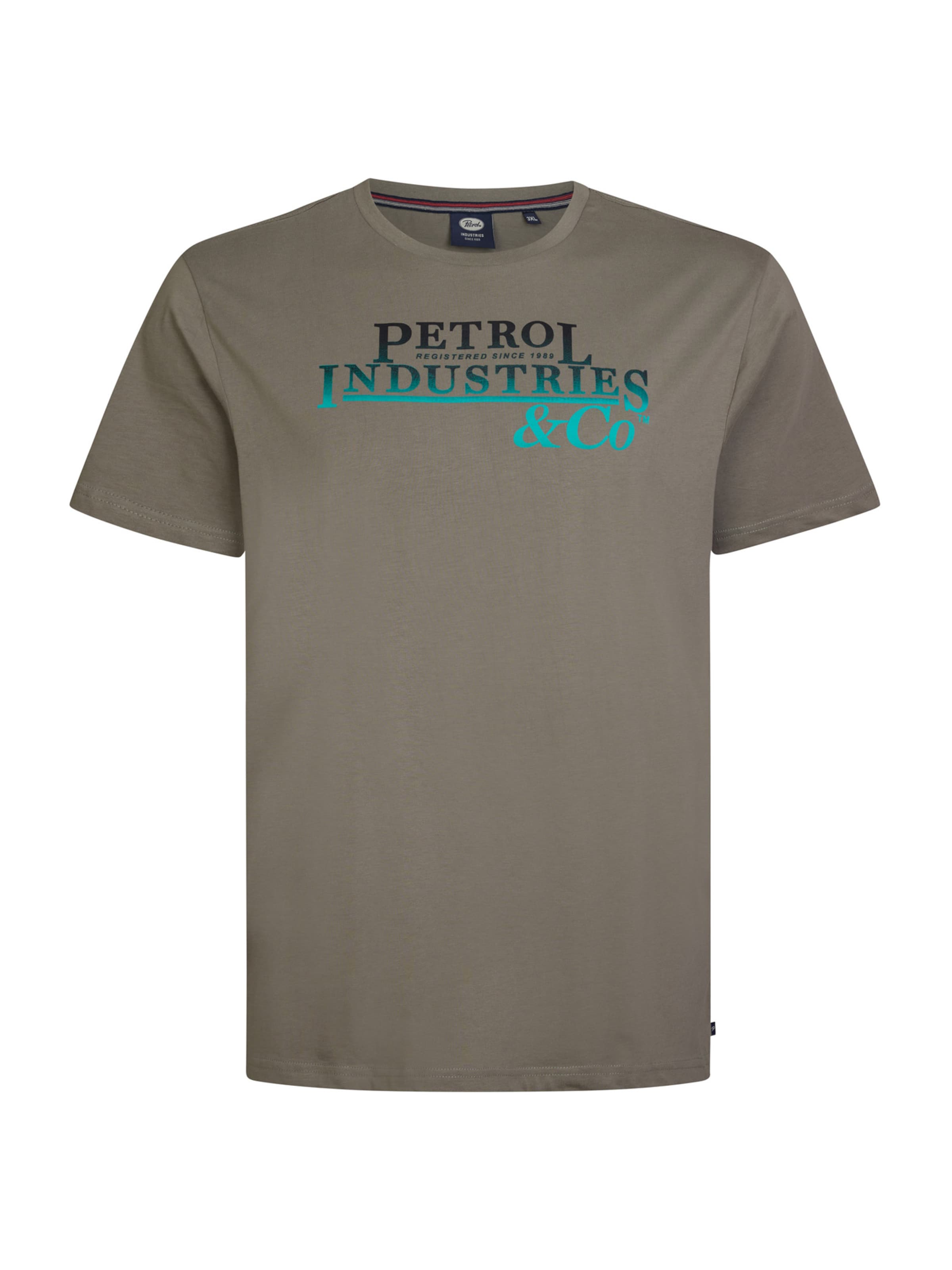 Petrol Industries Shirt in Green: front