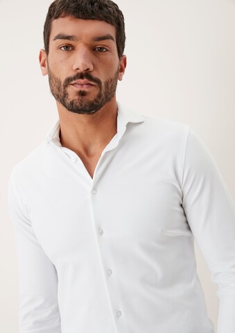 s.Oliver Slim Fit Hemd in Weiß