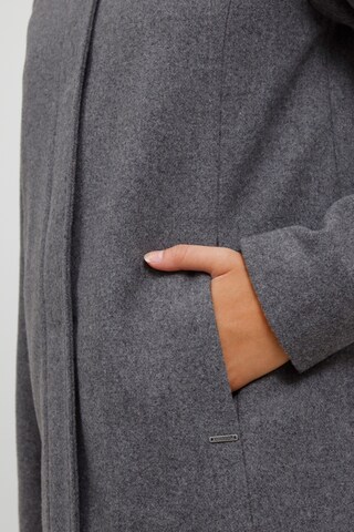 Manteau mi-saison 'Nelina' Oxmo en gris