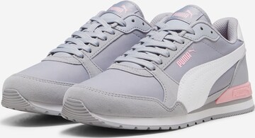 Sneaker low de la PUMA pe gri