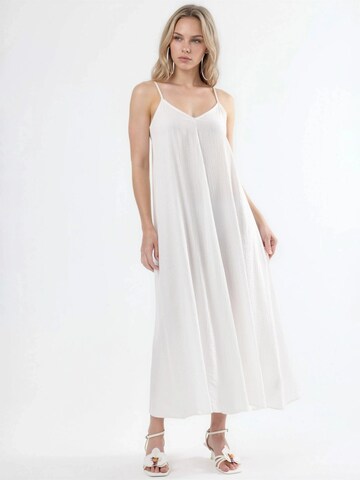 Busem - Vestido em branco