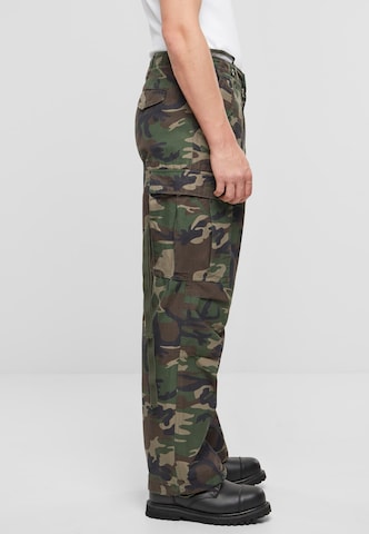 Brandit Loose fit Cargo Pants in Green