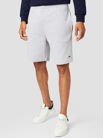 regular Pantaloni di LACOSTE in grigio: frontale