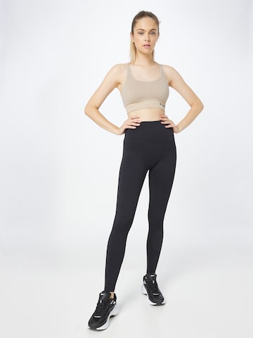 Skinny Pantalon de sport Röhnisch en noir