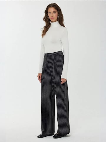 Hiccup Wide Leg Hose in Blau