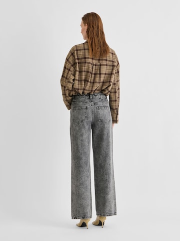 ROUGE EDIT Regular Jeans in Grau
