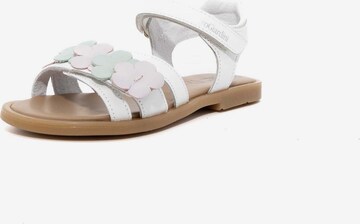 Nero Giardini Sandals 'Porto Bianco' in White: front