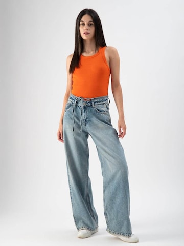 MND Topp 'Orange' i orange