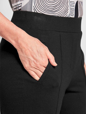 Goldner Regular Trousers 'Carla' in Black