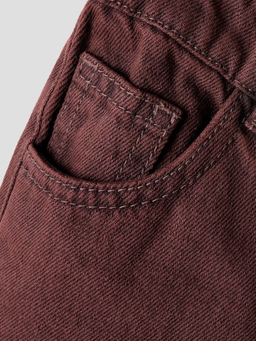 Effilé Jean NAME IT en rouge