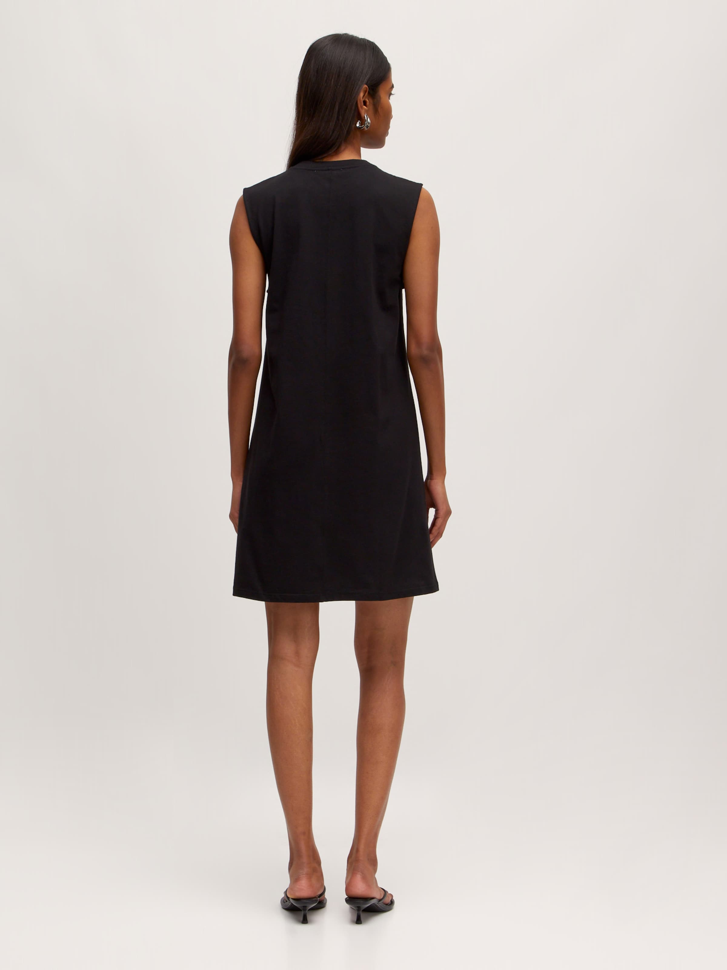 Cocktailjurk 'Parwin'