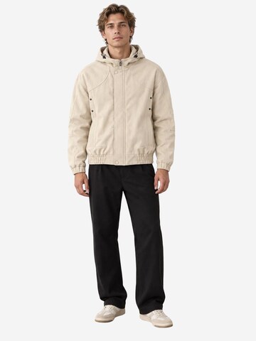Veste d’hiver Danger en beige