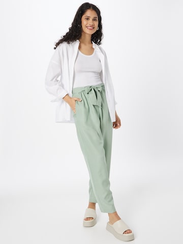 Loosefit Pantaloni 'AMERA' di ARMEDANGELS in verde