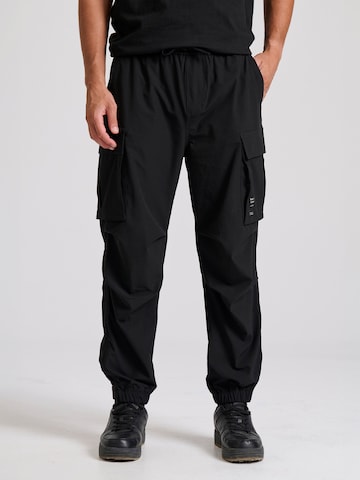 Funky Buddha Tapered Cargo nadrágok - fekete: elől