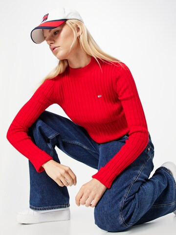 Tommy Jeans Sweater in Red