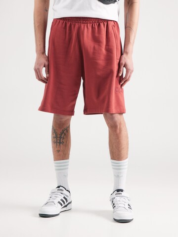 Regular Pantaloni de la ADIDAS ORIGINALS pe roșu: față