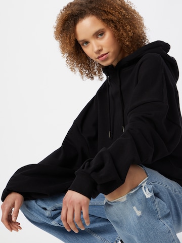 Urban Classics Sweatshirt in Black