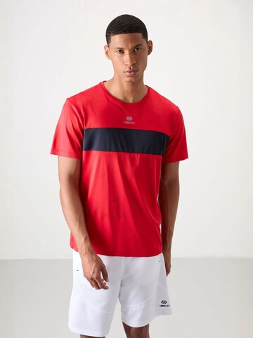 Maglietta 'T-Shirts' di Tommy Life in colori misti: frontale