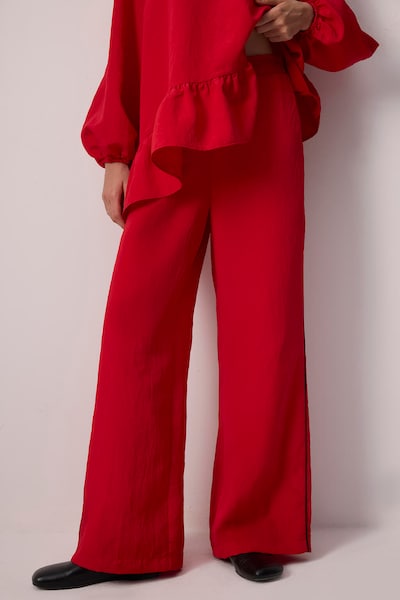 Touche Prive Pants in Fire red / Black, Item view