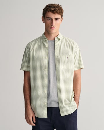 GANT Regular fit Button Up Shirt in Green: front