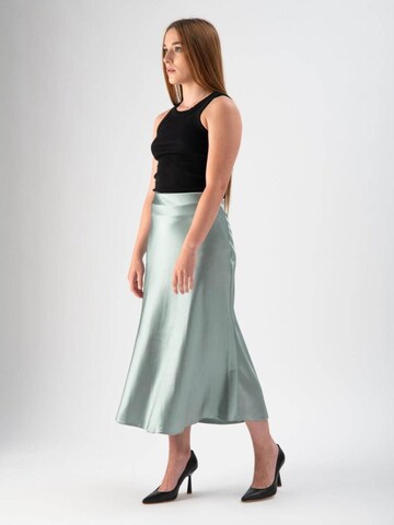 MND Top in Black