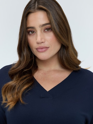Pullover di Fiorella Rubino in blu