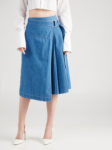 3.1 Phillip Lim - Falda en azul: frente