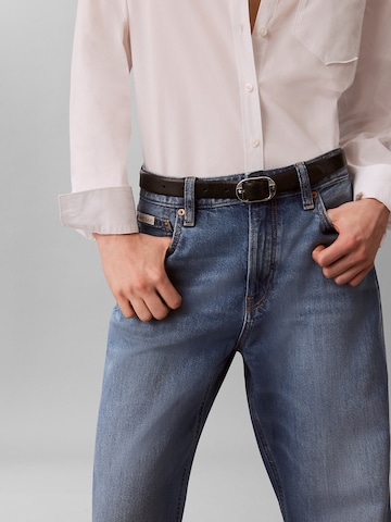 Calvin Klein Jeans Loosefit Jeans '90s' in Blauw