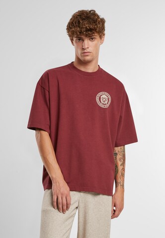 Maglietta 'Camden' di Prohibited in rosso: frontale