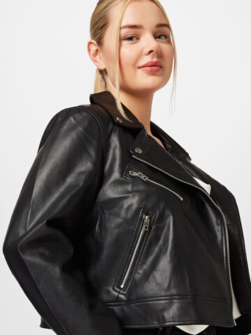 Vero Moda Curve Between-season jacket 'FINE HEIDA' in Black