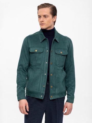 Antioch Between-season jacket in Green