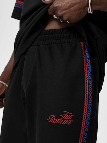 Loosefit Pantaloni 'Herault' di VAMOS CLO in nero