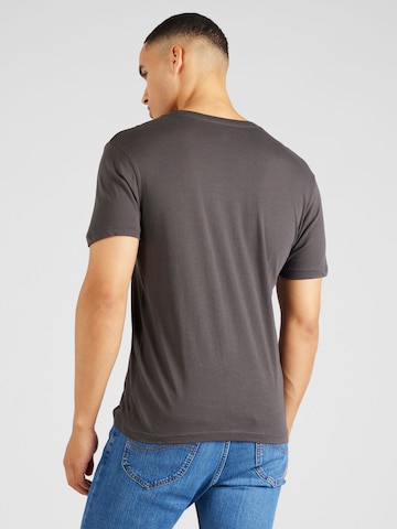 Lee Bluser & t-shirts 'MEDIUM WOBBLY' i grå