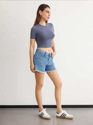 Hiccup Top 'Crop Top' – šedá