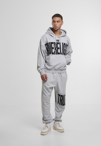 Effilé Pantalon True Religion en gris