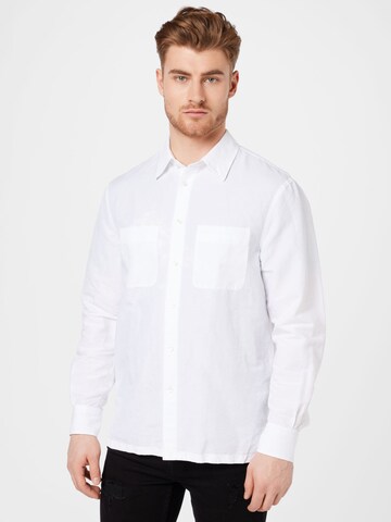 Filippa K Regular fit Риза 'Otis' в бяло: отпред