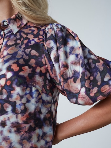 SISTERS POINT Blus 'ELLA-SH61' i blå