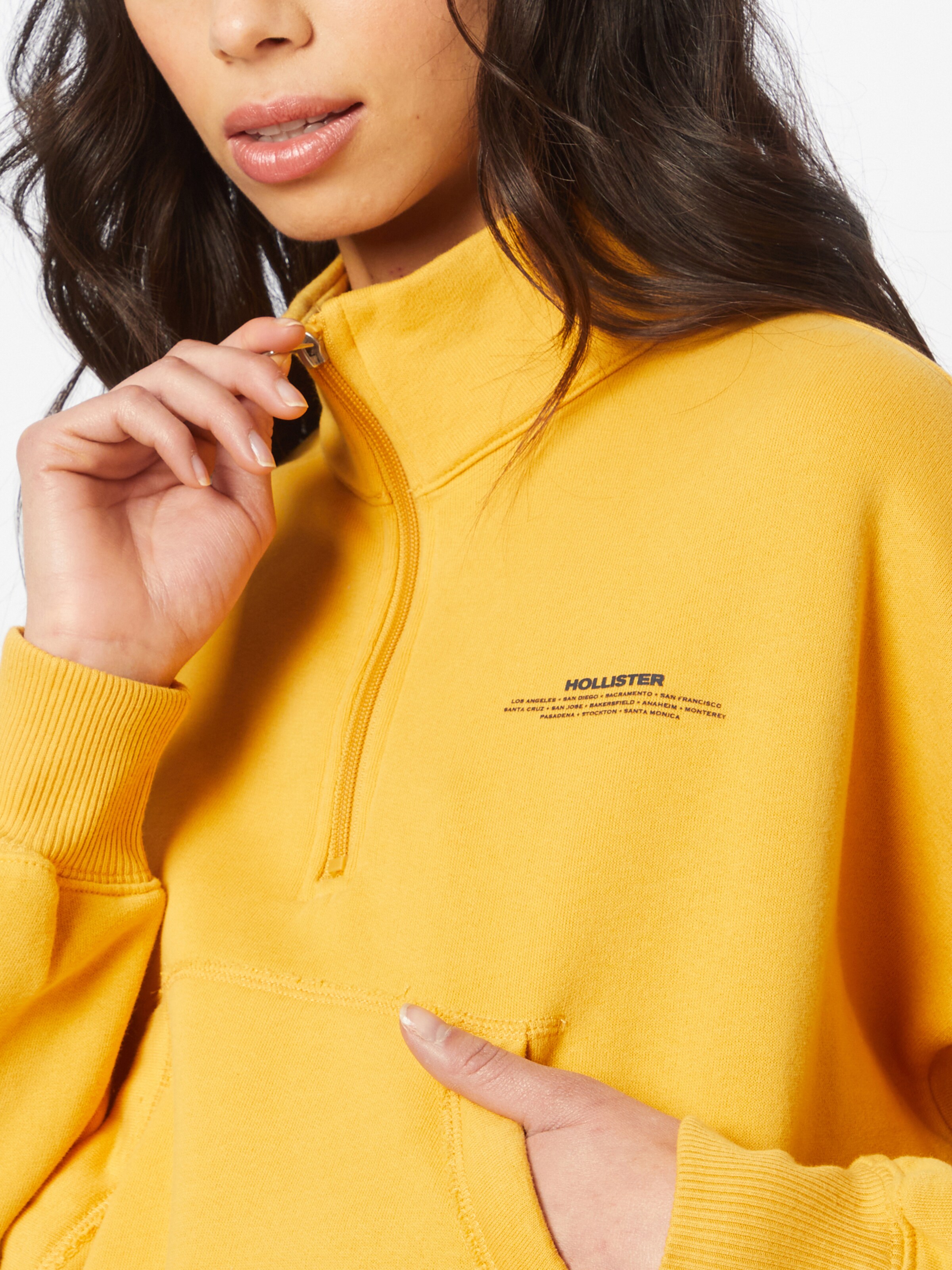 HOLLISTER Sweatshirt in Goldgelb HOLLISTER Sweatshirt in Goldgelb
