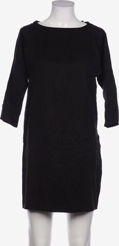 tigha Dress in S in Black: front