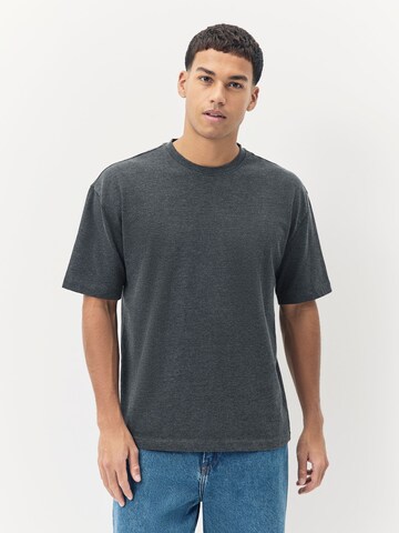 Next Shirt in Grey: front